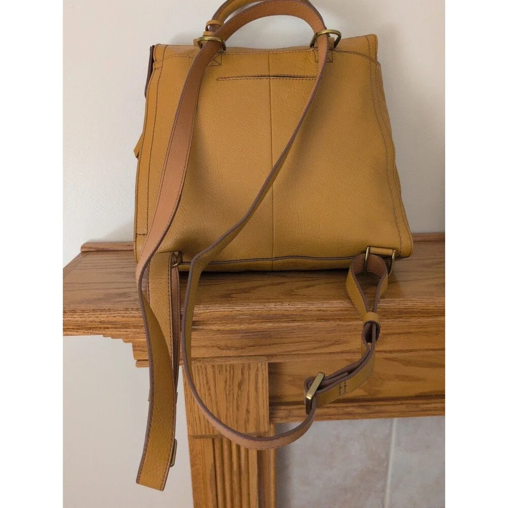 Fossil Parker Convertible Backpack Leather, Tan with Retro Wavy Stripes CUTE!